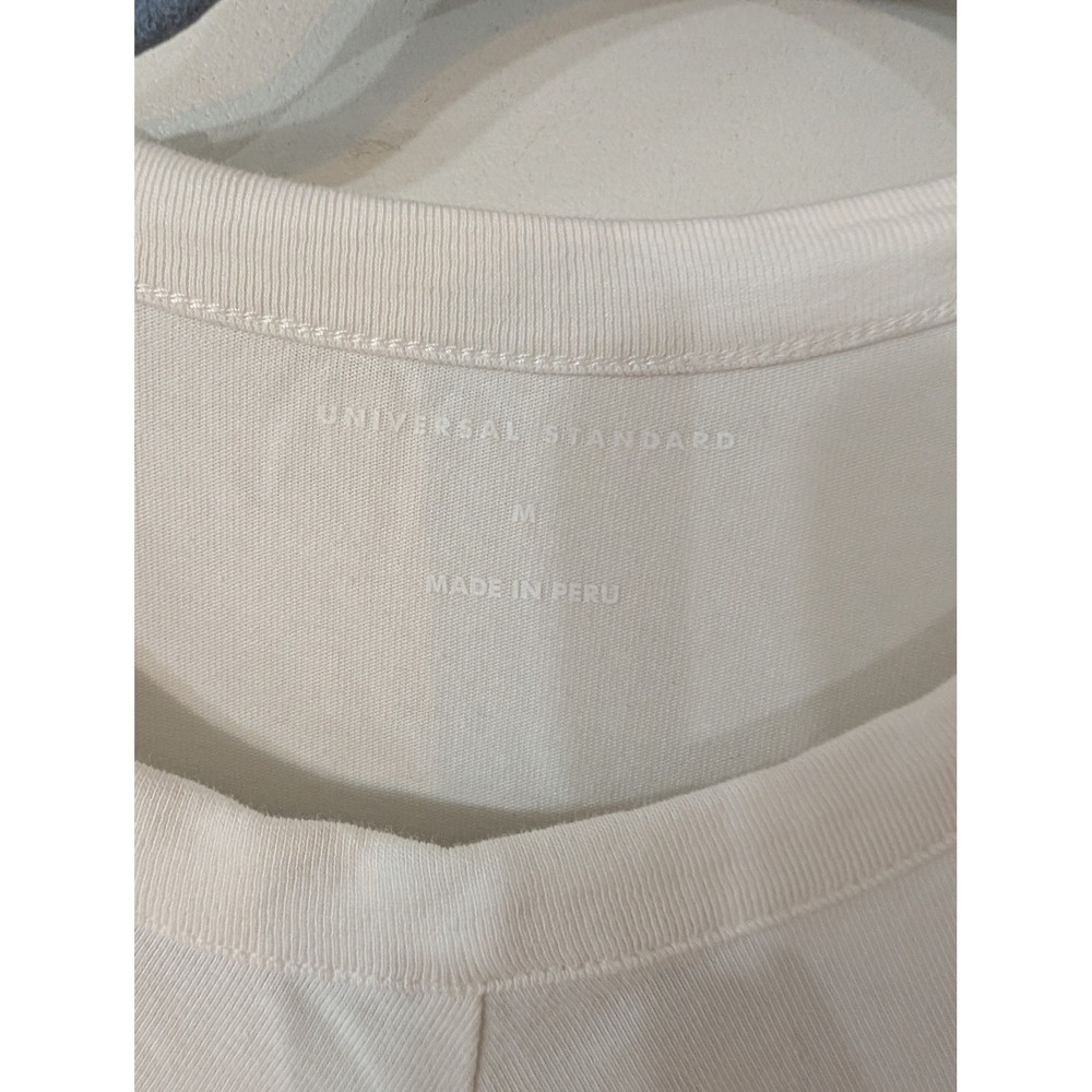Universal Standard Cream Short Sleeve Twist-Front Tee - Picture 3 of 7